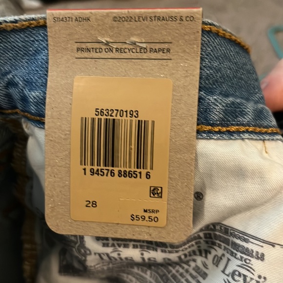 Levi’s 501 Shorts - Picture 3 of 3